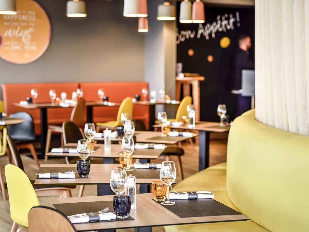 Novotel Café